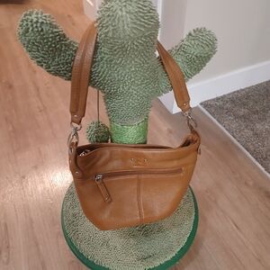 Stone mountain handbag